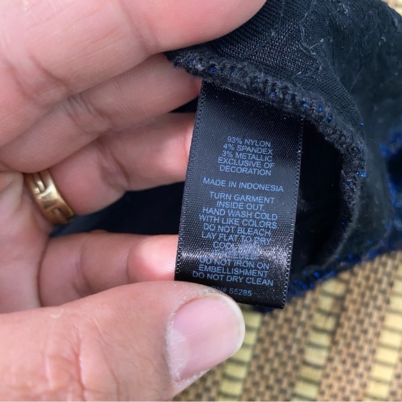 Express Sequins Shimmering Tank Top Medium Navy Blue Preppy feminine Party - Picture 5 of 8